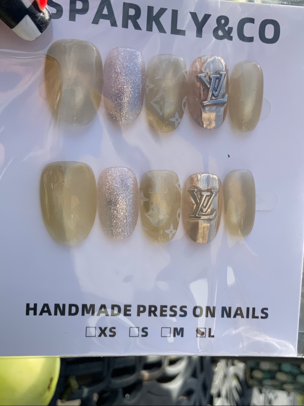 Handmade Press-On Nail Set — Gold & Silver Embellished